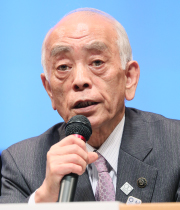 中川氏